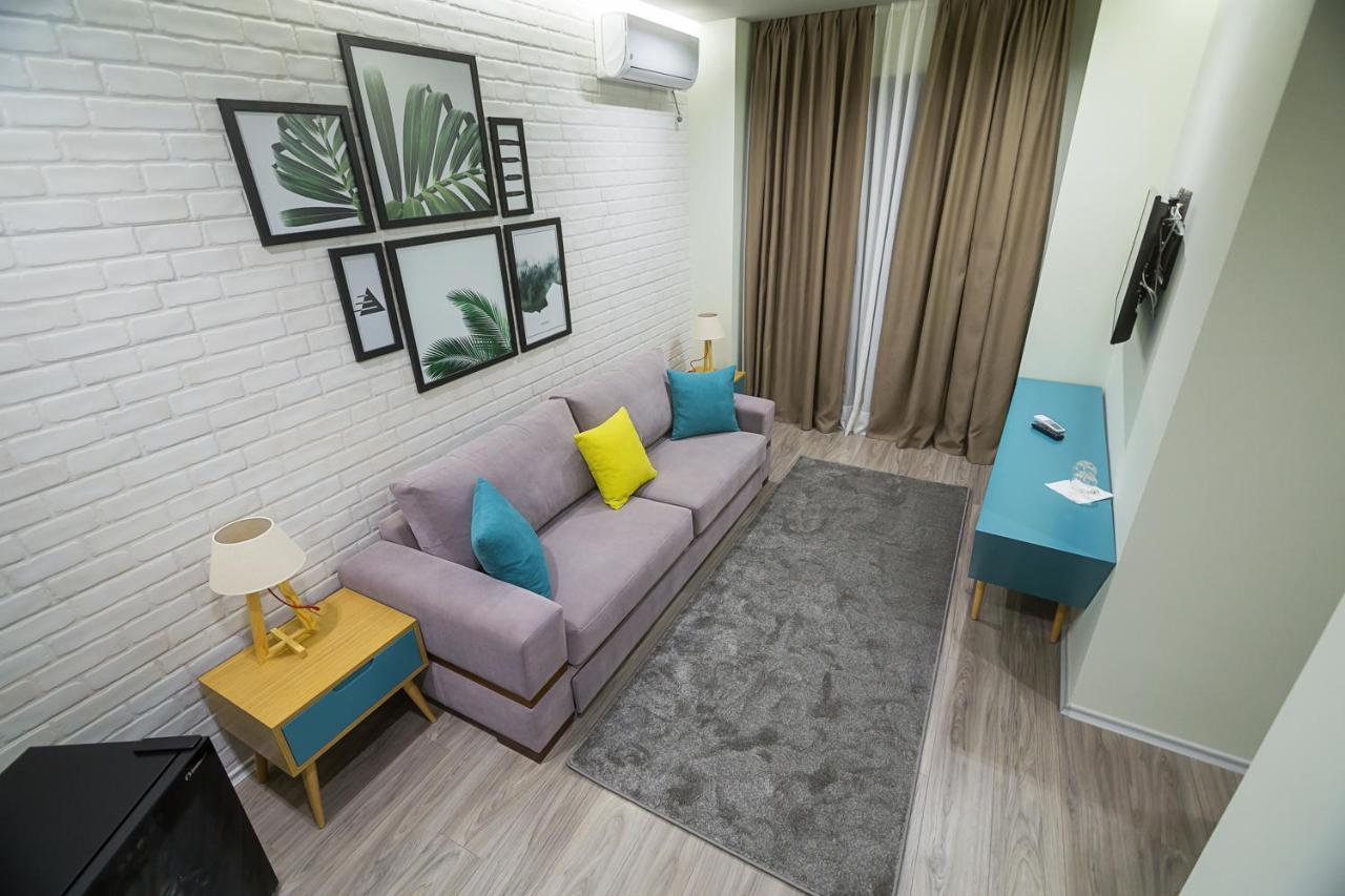 Hotel Regal Корча Екстер'єр фото