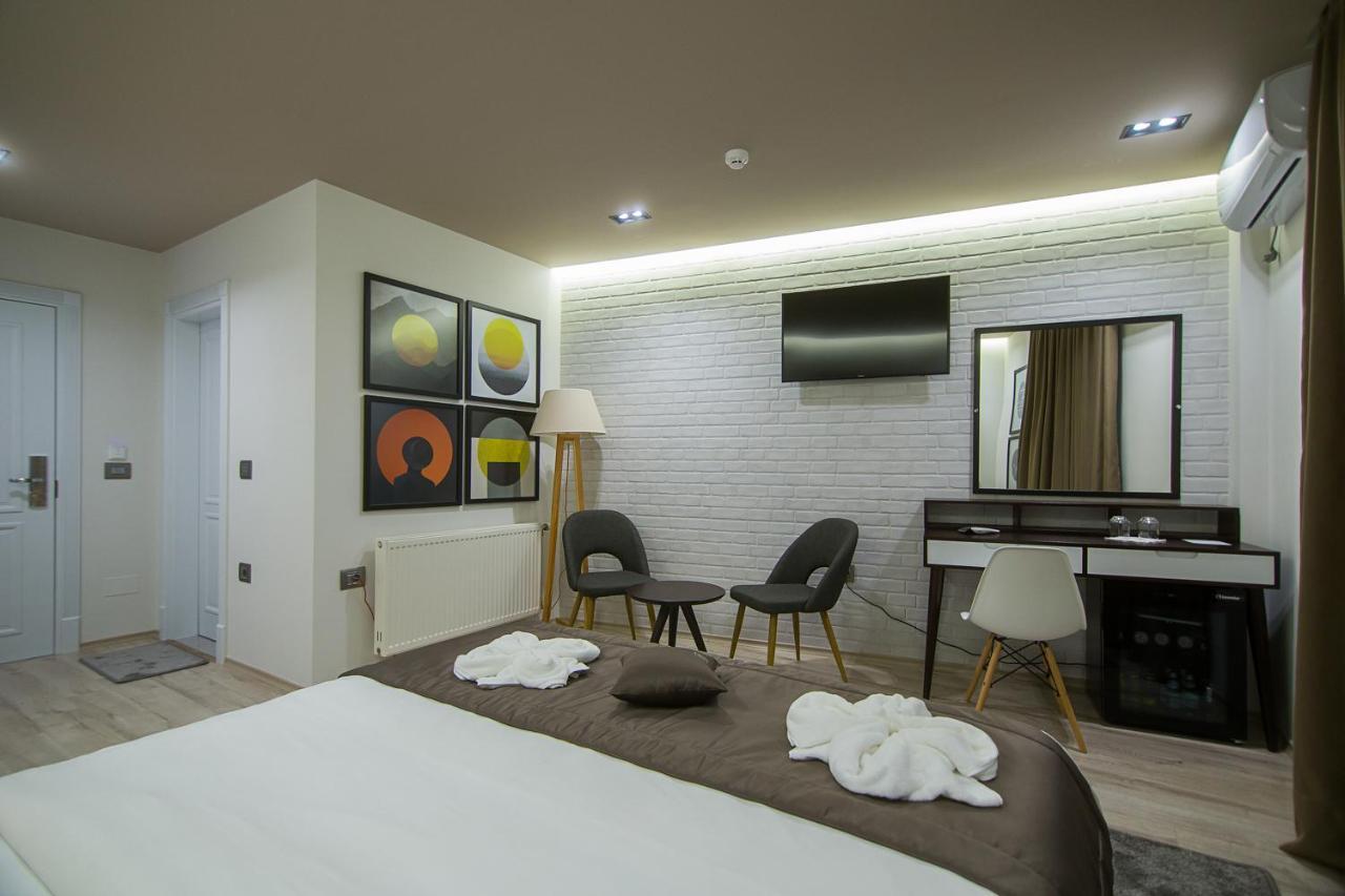 Hotel Regal Корча Екстер'єр фото